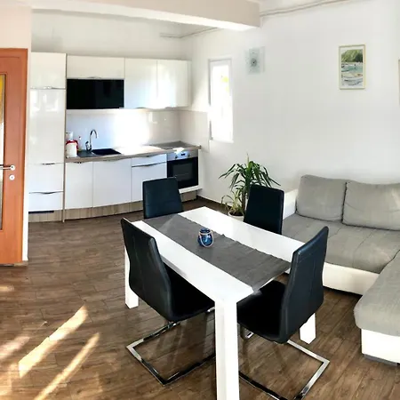 Guest house & Formenti Skradin
