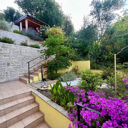 & Formenti Casa de hóspedes