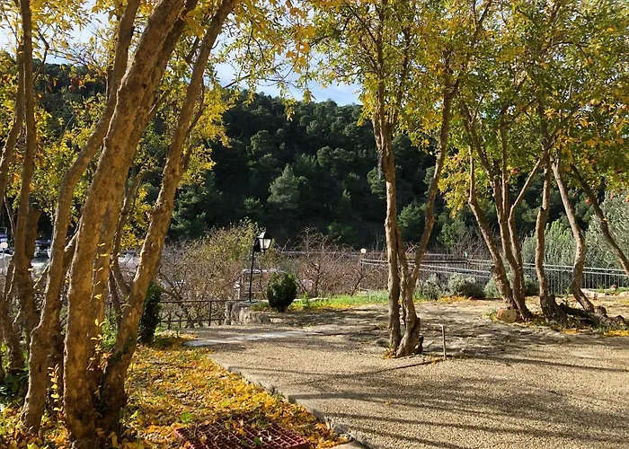 ゲストハウス & Formenti スクラーディン