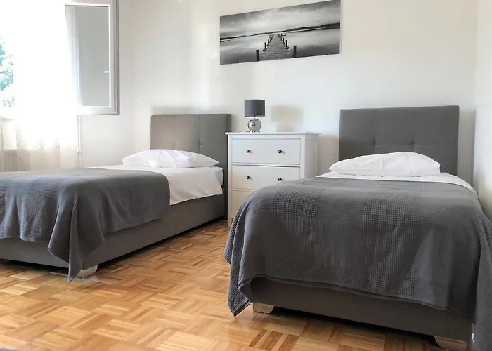 ゲストハウス & Formenti