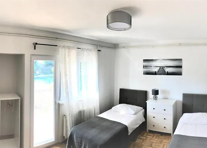 ゲストハウス & Formenti