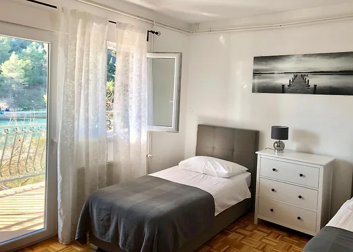 & Formenti ゲストハウス